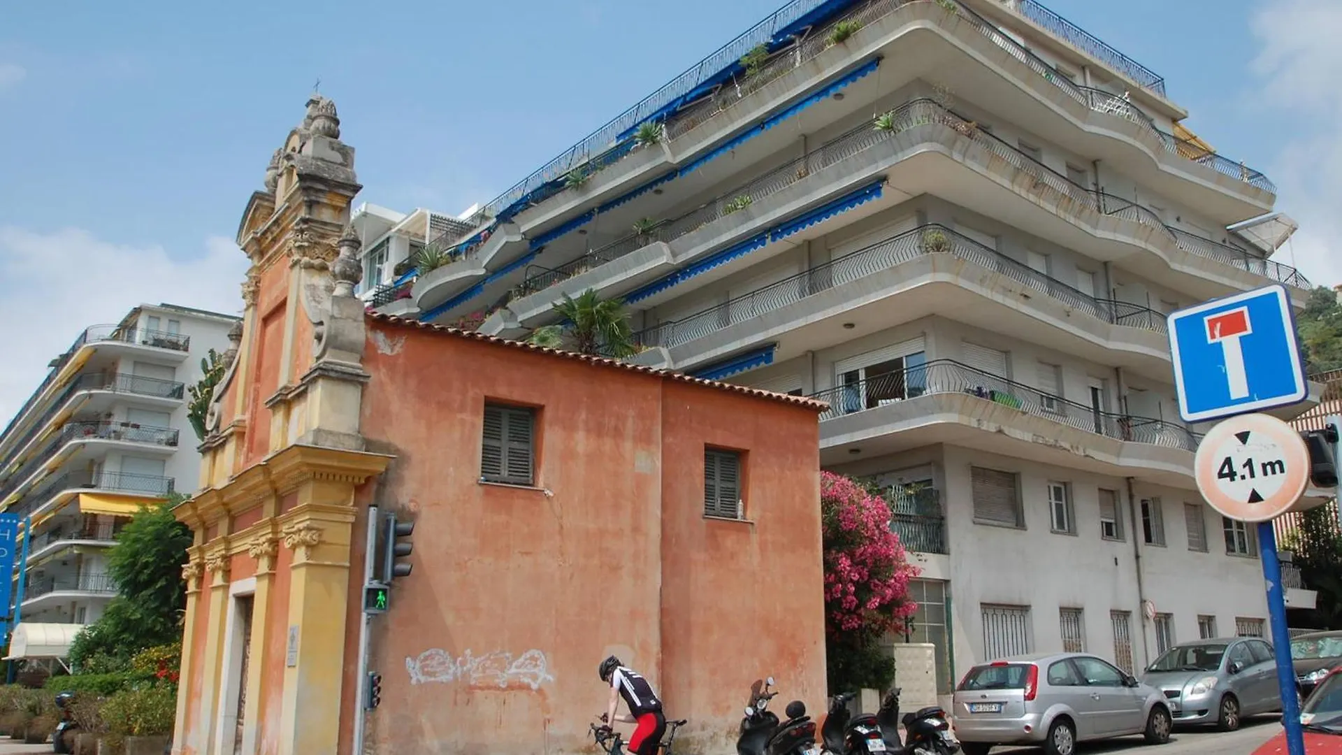 Joli 2P Calme Refait A Neuf Avec Terrasse, Wifi Et Parking - Fr-1-196-340 Apartment Menton